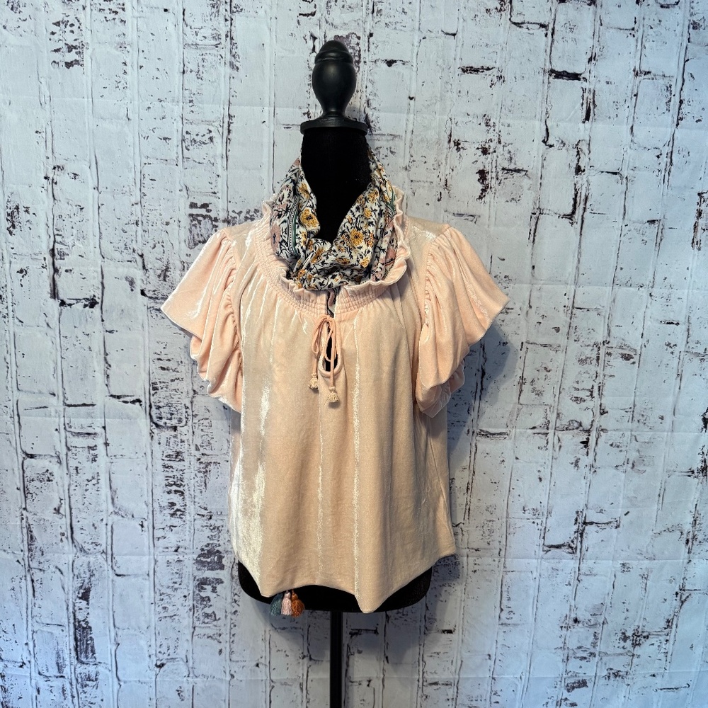 *NWOT* Free People Plush Pink/Peach blouse. Size Medium.